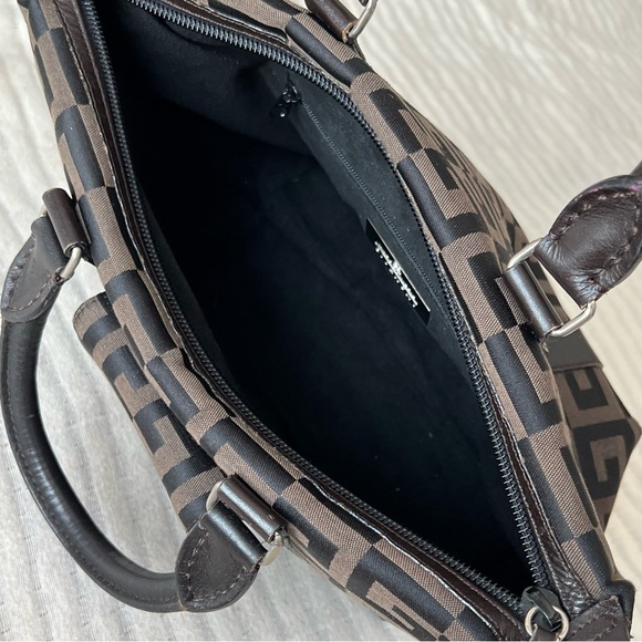 Givenchy Maroquinerie Handbag Brown Logo - Picture 6 of 13